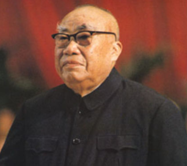 财富策略 1949年，朱德去前门逛街，看到全聚德后明知故问：是卖烤鸭子吗？